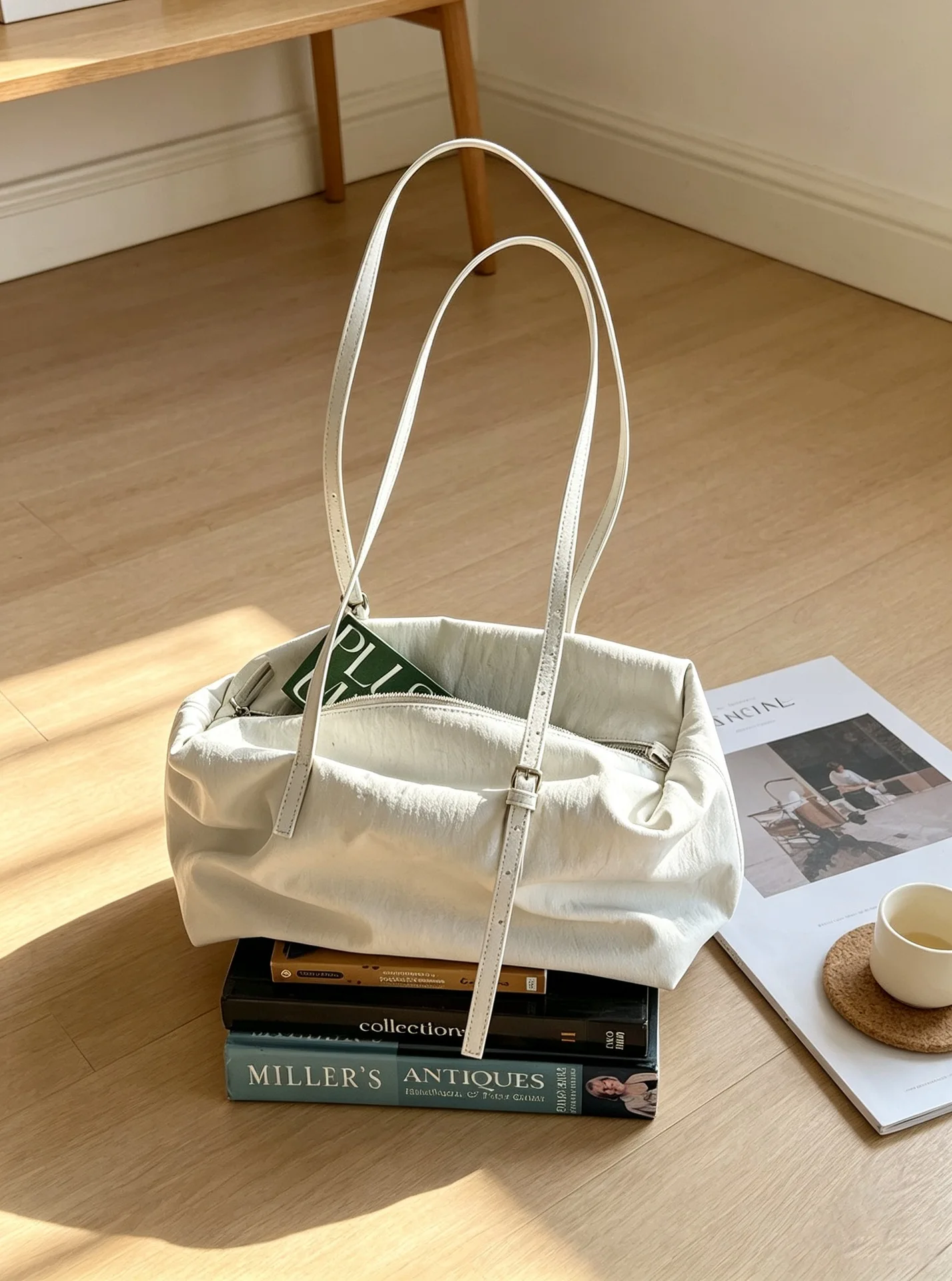 2026 – Neuerscheinung – Große Pendler-Umhängetasche – Minimalistische Mode – Kissen-Stil Damenhandtasche – Leichtgewicht-Nylon – Detail 27