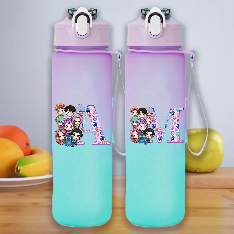 

750ml KPop Demon Hunters Water Cups Anime Printed Letter Figures Portable Outdoor Drinking Bottle Large with Straw Bottle Gift