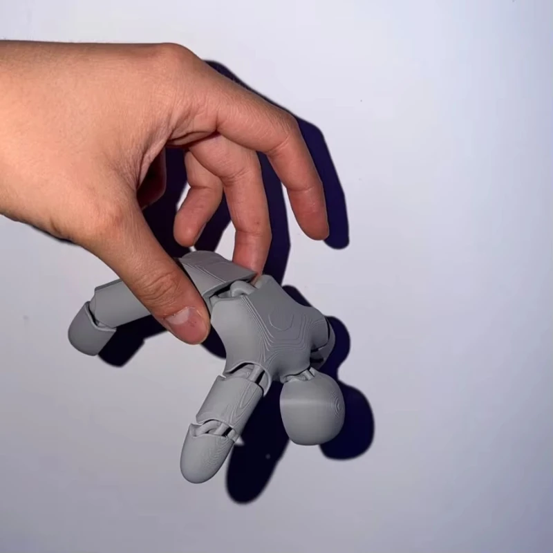 Mecha Chameleon Game Accessories Plush Toys-The Ultimate Chameleon Companion with Dynamic Color-changing Abilities