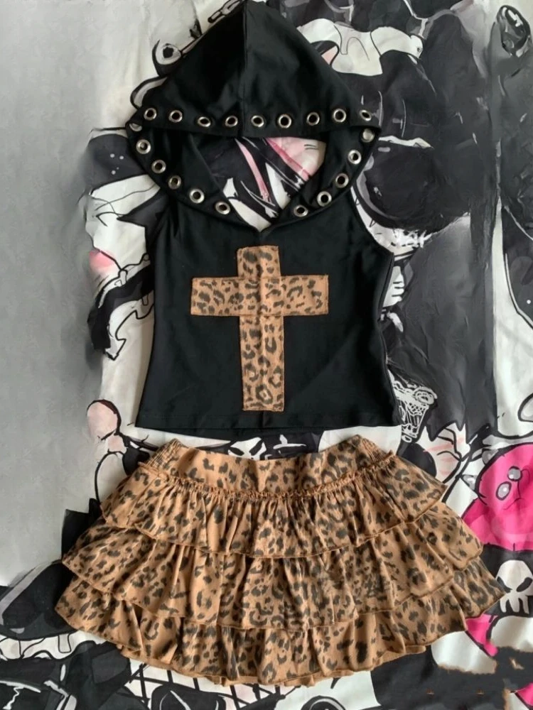

Vintage 2 Piece Sets Womens Outfit Patchwork Hooded Bodycon Vest Tops + Leopard Ruffled Mini Skirts JK Cute Suit Y2k Aesthetic