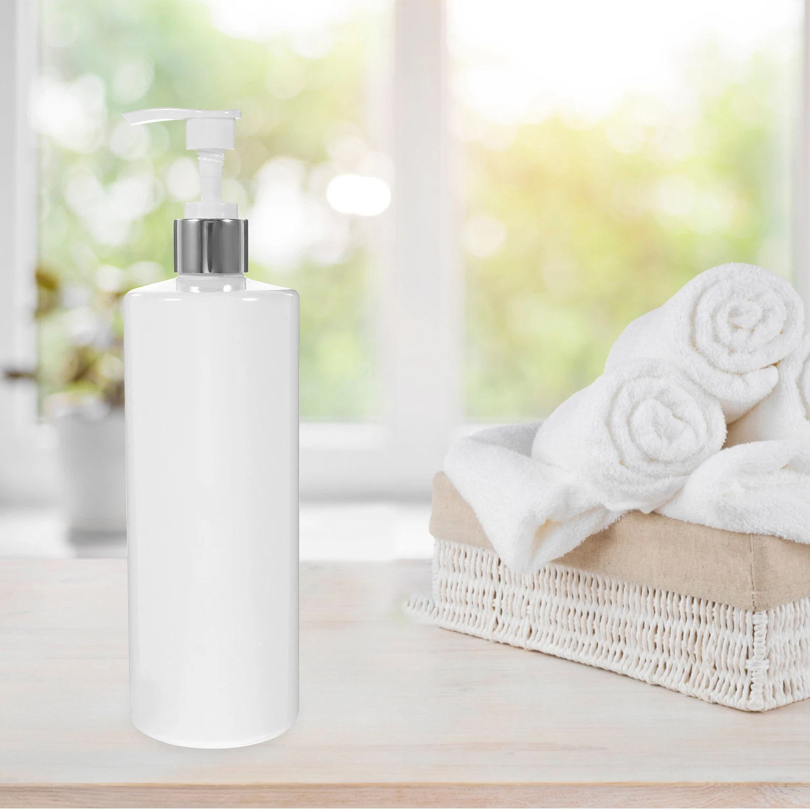 

1pc 500Ml Empty Transparent Storage Bottle For Shampoo Lotion Bodywash Leakproof Plastic Bathroom Container Hand