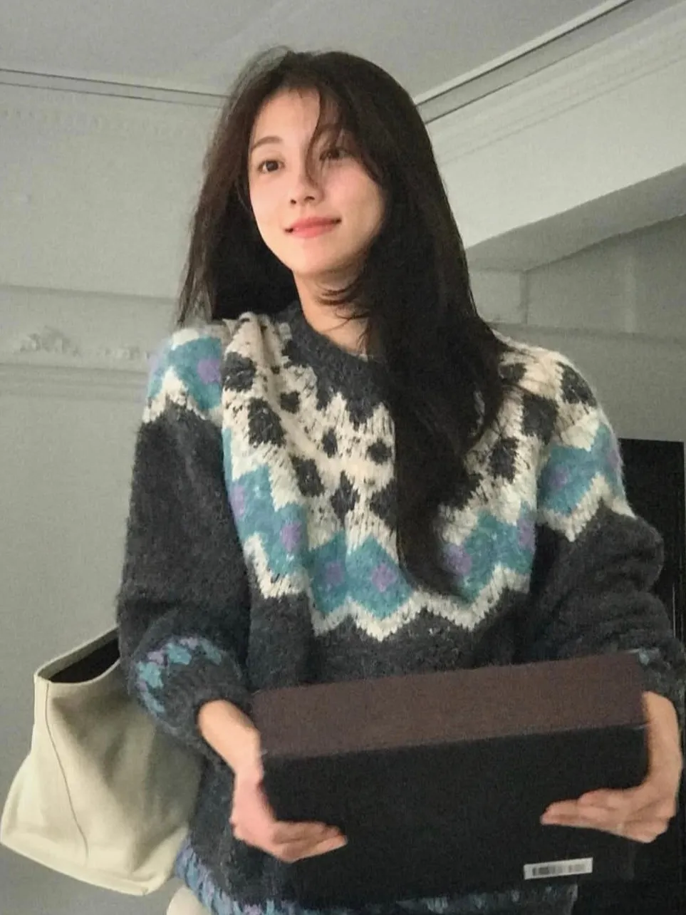 

Ins Gentle Vintage Diamond Pattern Knit Sweater Women's Design Autumn Winter New Sle Overhead Floral Knitted Top