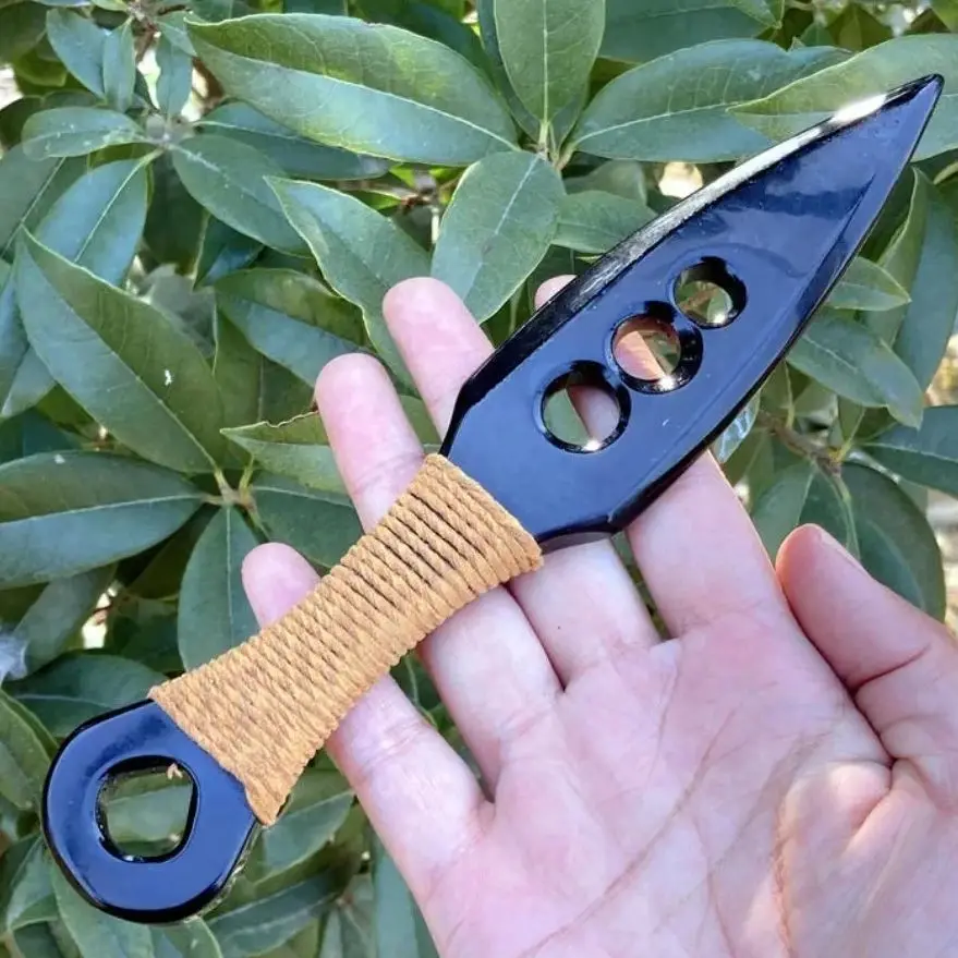 

Натуральный обсидиановый камень с тремя отверстиями, лечебный кристалл, нож-талисман для защиты, волшебный меч, принадлежности для ведьм, подарок по фен-шуй