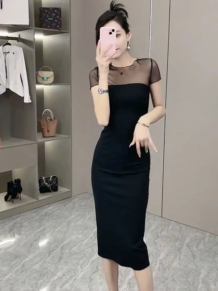 Jupe crayon mi-longue en patchwork sexy