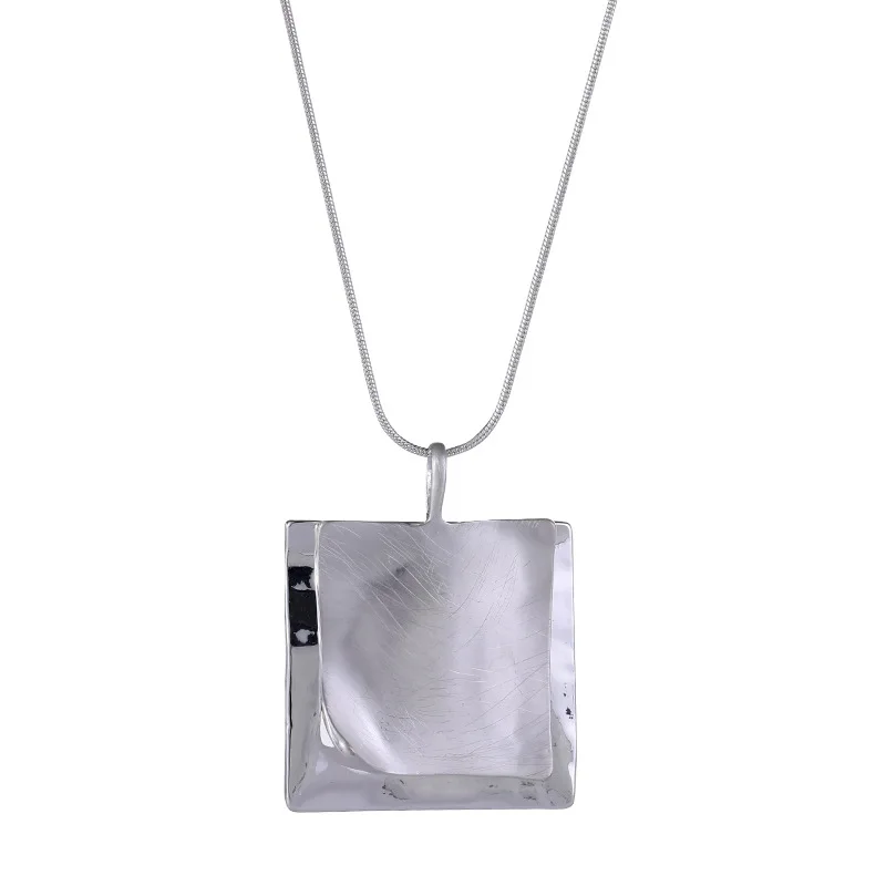 Fashion Geometric Long Chains Collar Necklace Jewelry for Women Decorative Pendants Double Layer Square Jewelry