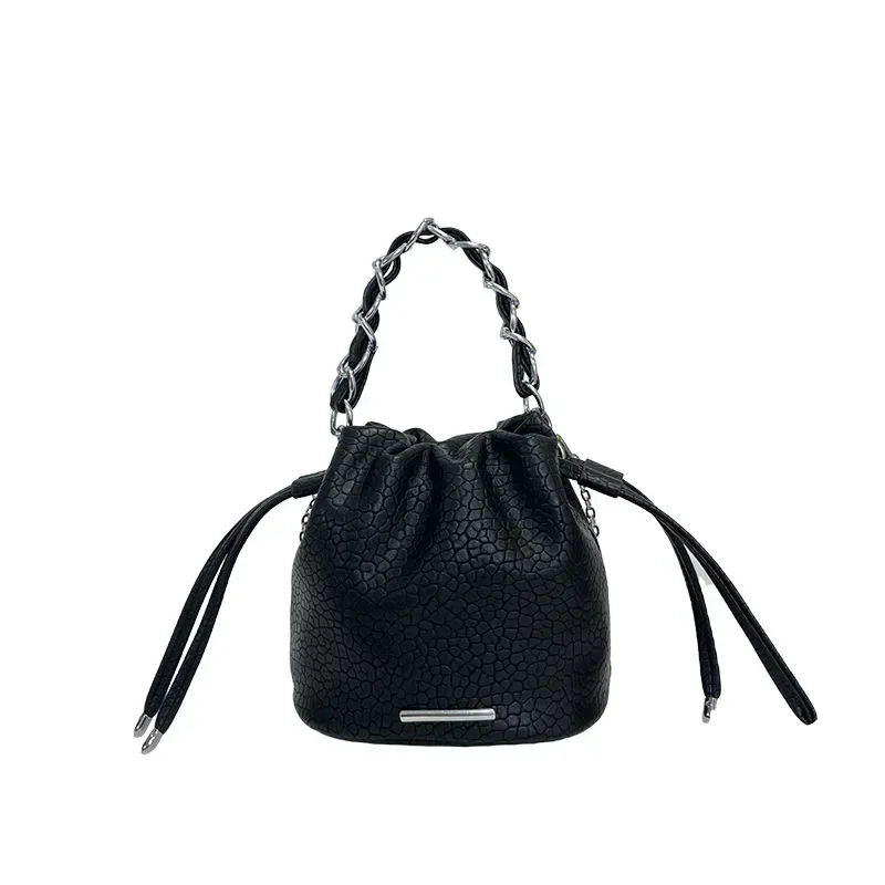 

Chain Bucket Portable Shoulder Bag Women's Summer 2025 New Niche Design High-end Versatile Sophisticated Commuter Messenger Bag
