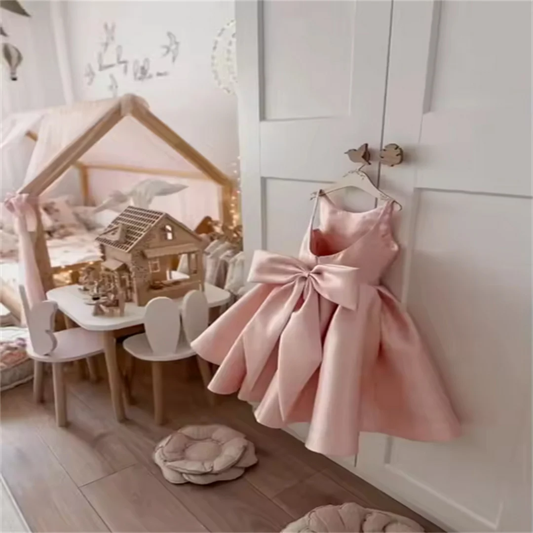 

Communion Short Flower Girl Dress Satin Blush Toddler Pageant Ball Gowns Knee Length Girls Pageant Dress Simple Birthday Party