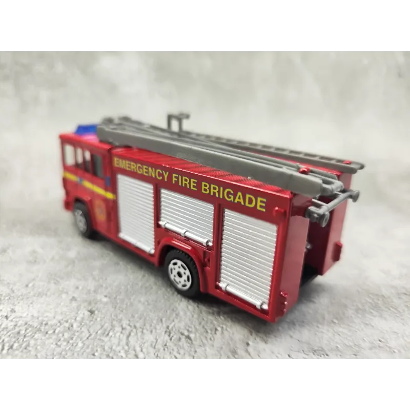 Diecast cprgo escala 1:48 motor de bombeiros acabado guerreiro de fogo liga modelo de carro brinquedo colecionável presente lembrança exibição ornamento