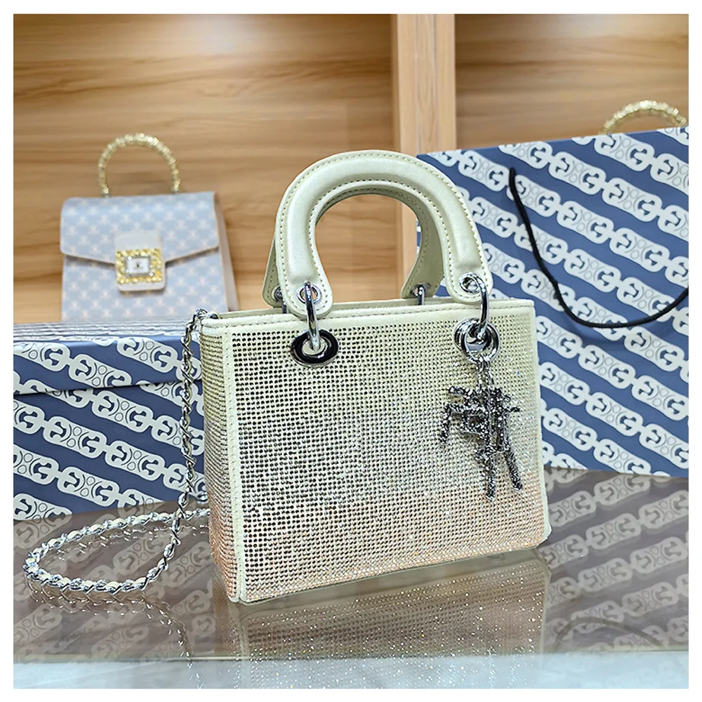 กระเป๋าสตรีขายดี,กระเป๋า rhinestone ไล่ระดับไฮเอนด์,มือถือกระเป๋า Diana ย้อนยุค,โซ่บาร์ crossbody กระเป๋าสี่เหลี่ยมเล็ก