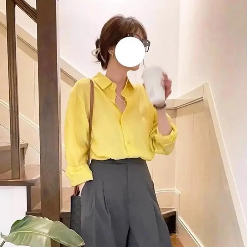 Camisas de manga larga de Color sólido a la moda para mujer, Tops coreanos simples con solapa de un solo pecho, blusa básica para ir al trabajo para primavera y otoño