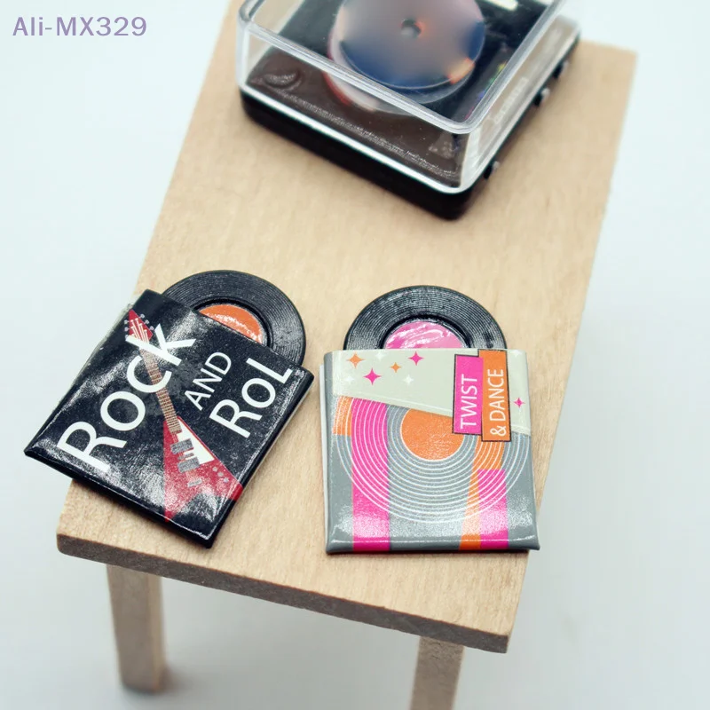 {MX329} 1 ensemble maison de poupée Mini disque CD lecteur de disque vinyle plateau tournant Vintage scène Miniature modèle jouets maison de poupée accessoires