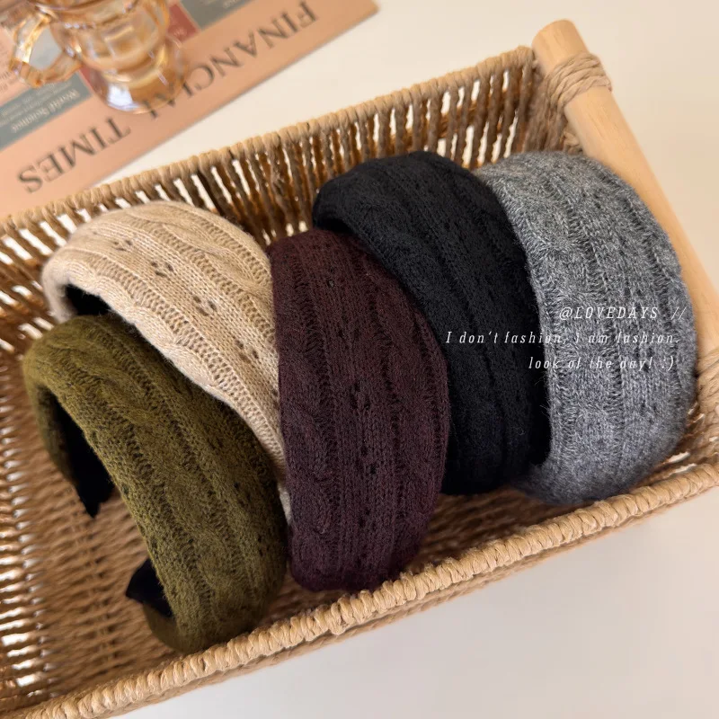 Headband Cable Knit Wide High Crown Minimalist Old Money Fall Winter Hair Hoop for Women Girls Daily Soft Comfortable
