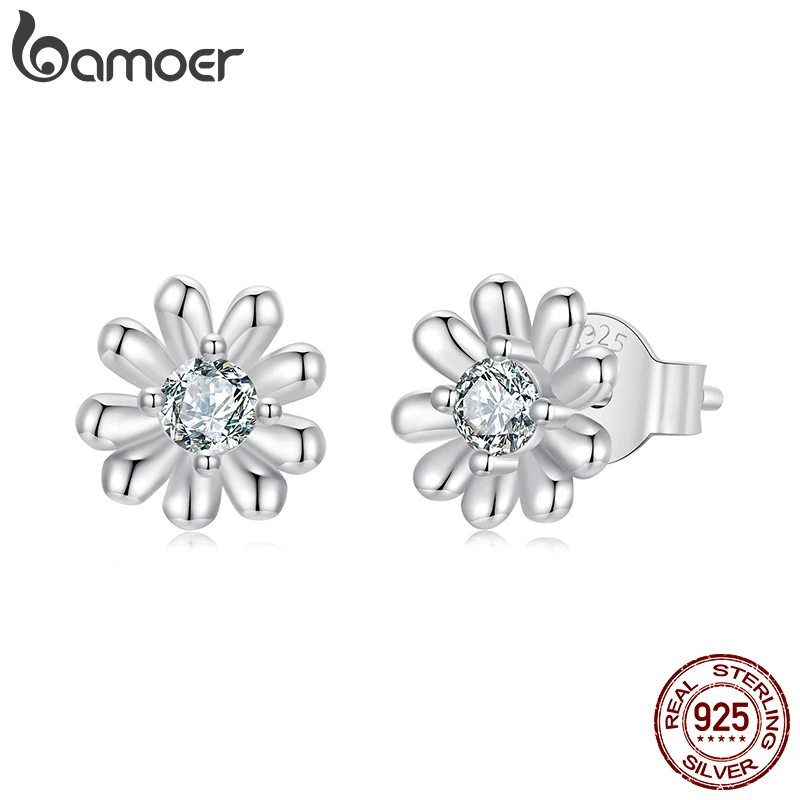 

Bamoer Moissanite Daisy Earrings 925 Sterling Silver Unique Moissanite Flower Core Design Stud Earrings Women Fine Jewelry