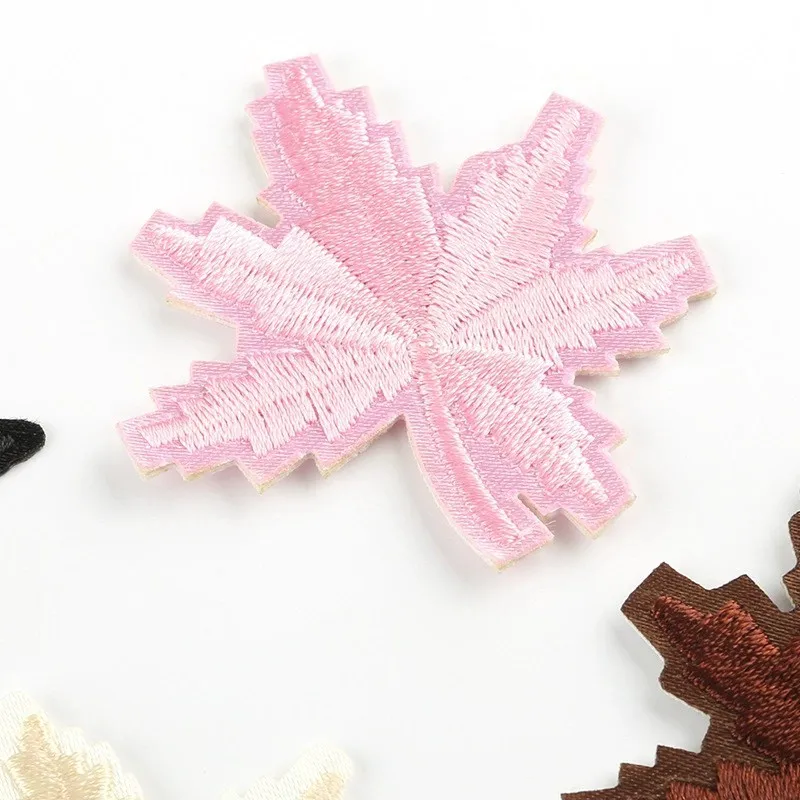 12pcs Iron On Patches For Clothing Maple Leaf Lot Bulk Embroidered Sew Mix Pack Parches Termoadhesivos Ropa Mochila Applique Diy