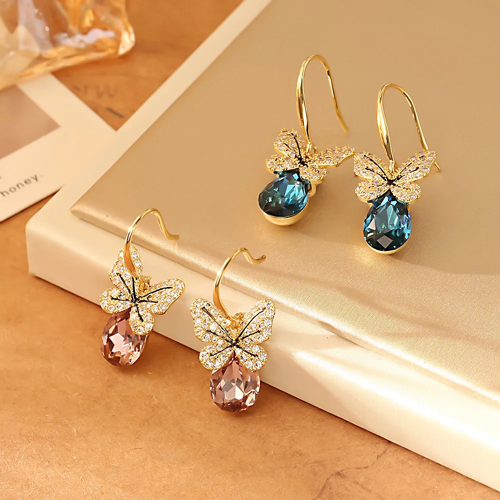 

Fashionable and exquisite zircon crystal butterfly earrings, sweet, fresh and high-end earrings, elegant and elegant ear hooks