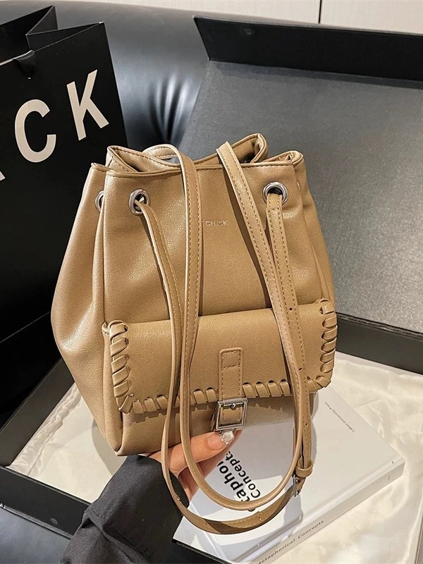 

2026 Korean Style Spring Women's Underarm Bag, Fashionable Bucket Bag, Crossbody Bag