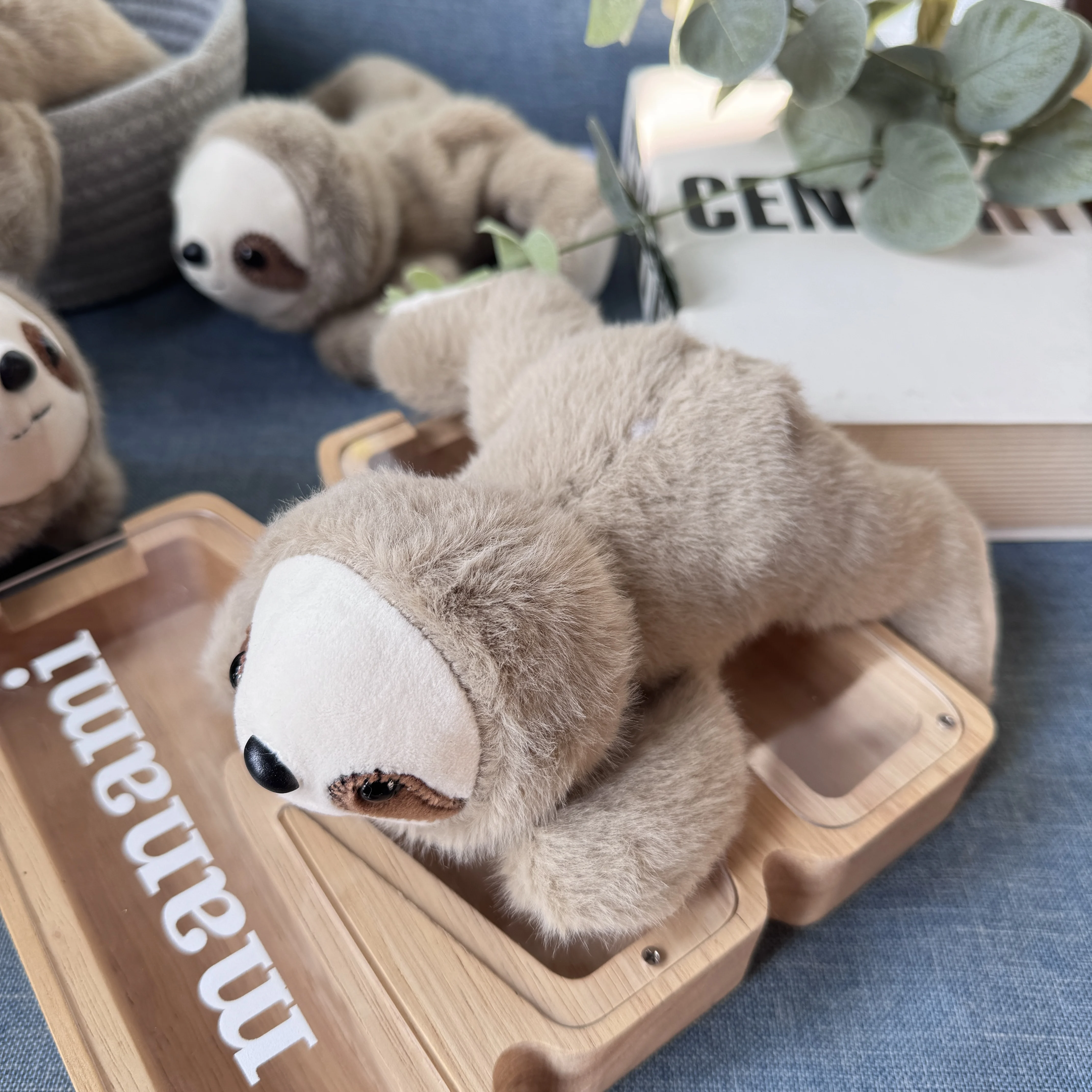 ตุ๊กตาสลอธจำลองขนาด 20 ซม. ตุ๊กตาสัตว์นุ่มนิ่ม ของตกแต่งบ้าน ของขวัญวันเกิด