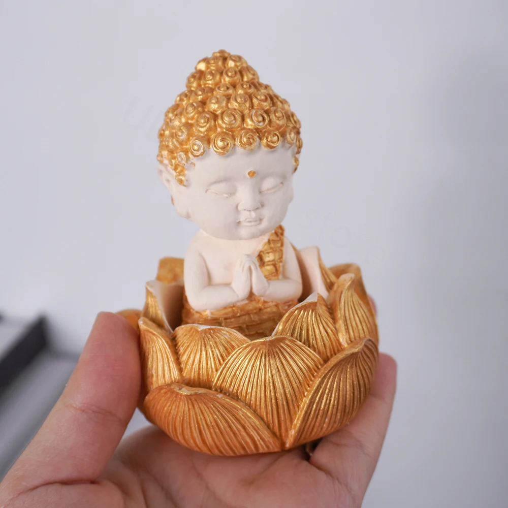 DIY Meditation Buddha Gypsum Silicone Mold 3D Tathagata Buddha Sculpture Crafts Candle Resin Soap Making Tools Home Decoration