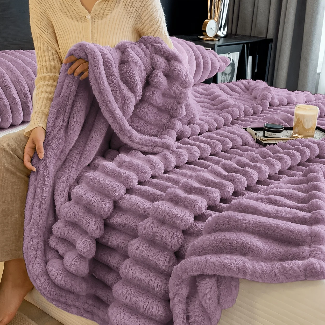 Solid Color Fleece Blanket Soft Skin-Friendly Throw Blanket Versatile Blanket for Office Nap, Sofa, Outdoor Camping, Home Decor