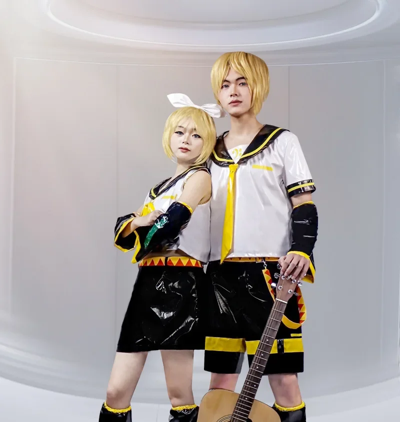 

Anime black and yellow patent leather uniforms, cyberpunk Halloween idol stage