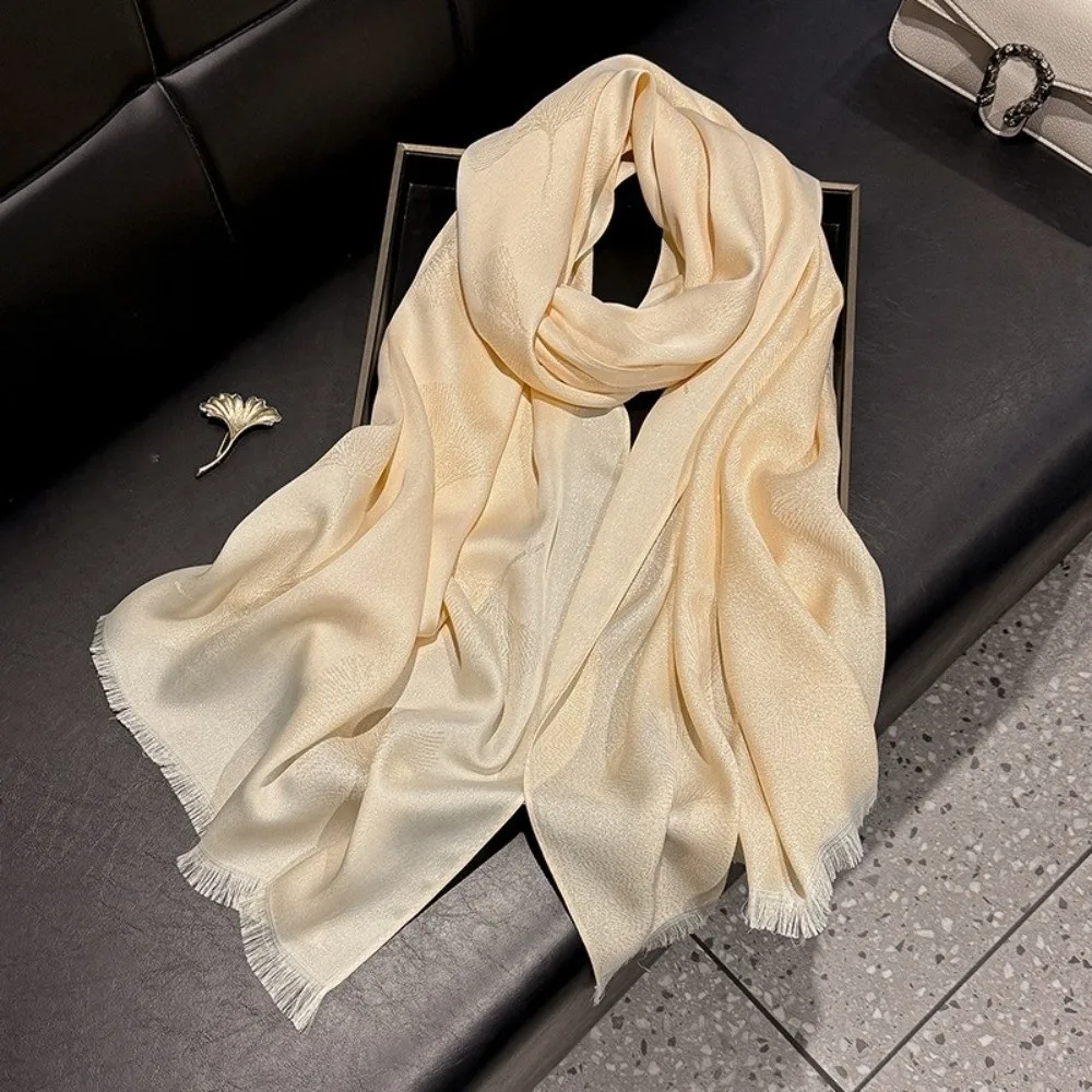 شال نسائي أنيق جديد خفيف الوزن ومسامي مطبوع حجاب فوال ناعم للنساء