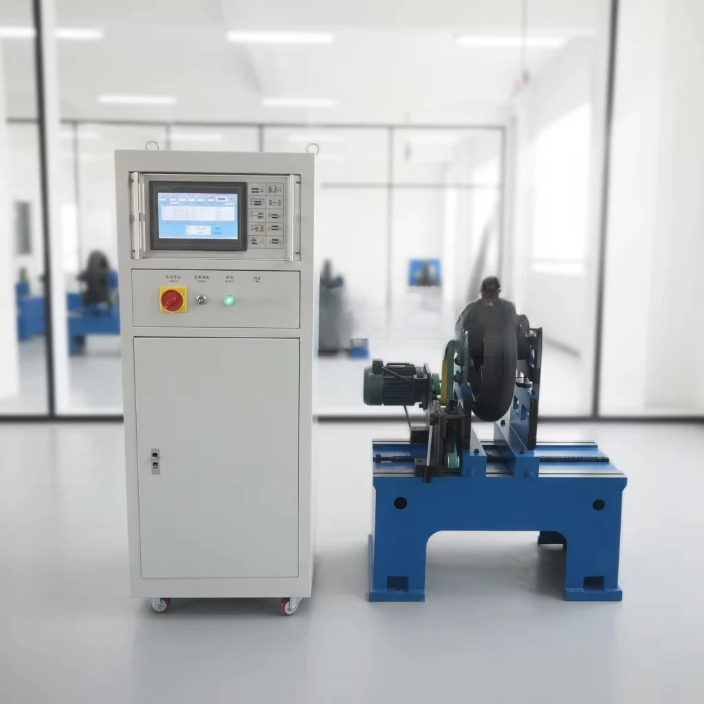 Tire Dynamic Dynamic Balancing Machine High-Precision 0.2% Accuracy 380V/220V IP55 Protection 1-Year Warranty