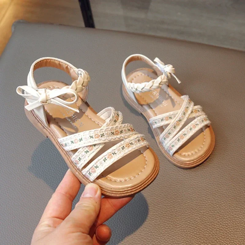 صنادل الأطفال الصيف الحلو التطريز زهرة الفتيات حذاء مسطح موضة Bowknot تنوعا طفل الأميرة صنادل شاطئ المفتوحة تو #6