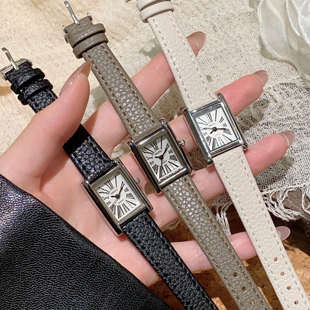 นาฬิกาควอตซ์ผู้หญิงสไตล์โรมันใหม่ สายหนังลำลอง หน้าปัดสี่เหลี่ยม นาฬิกาข้อมือผู้หญิงสำหรับธุรกิจ relojes de mujer
