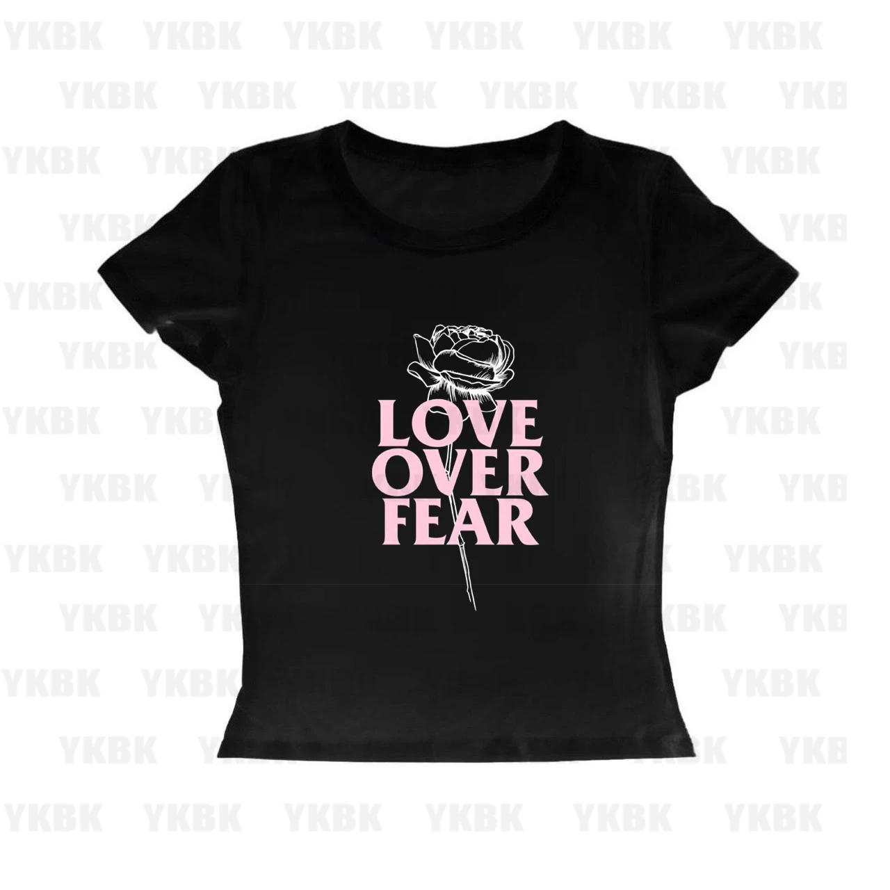 Love over fear T-shirt da donna Tipografia Divertente citato Slogan ispiratore