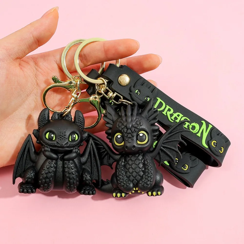 Anime Drachenzähmen leicht gemacht 3, PVC-Auto-Schlüsselanhänger – Schwarz-Weiß-Drache, PVC-Figur, Zubehör für Tasche, Schlüsselanhänger-Zubehör