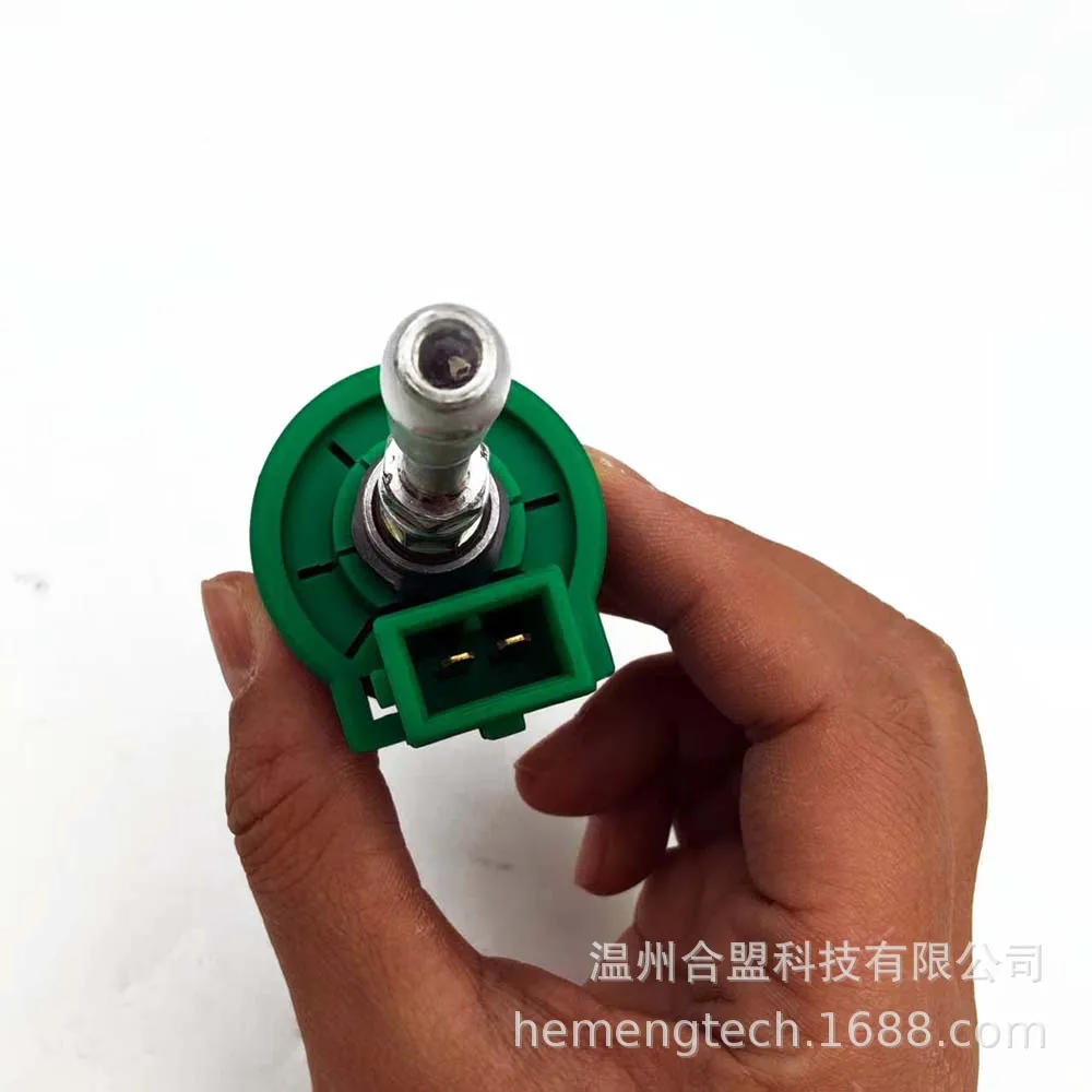 OE: 22451901 22451801 Suitable for diesel vehicle parking heater electromagnetic fuel metering pump