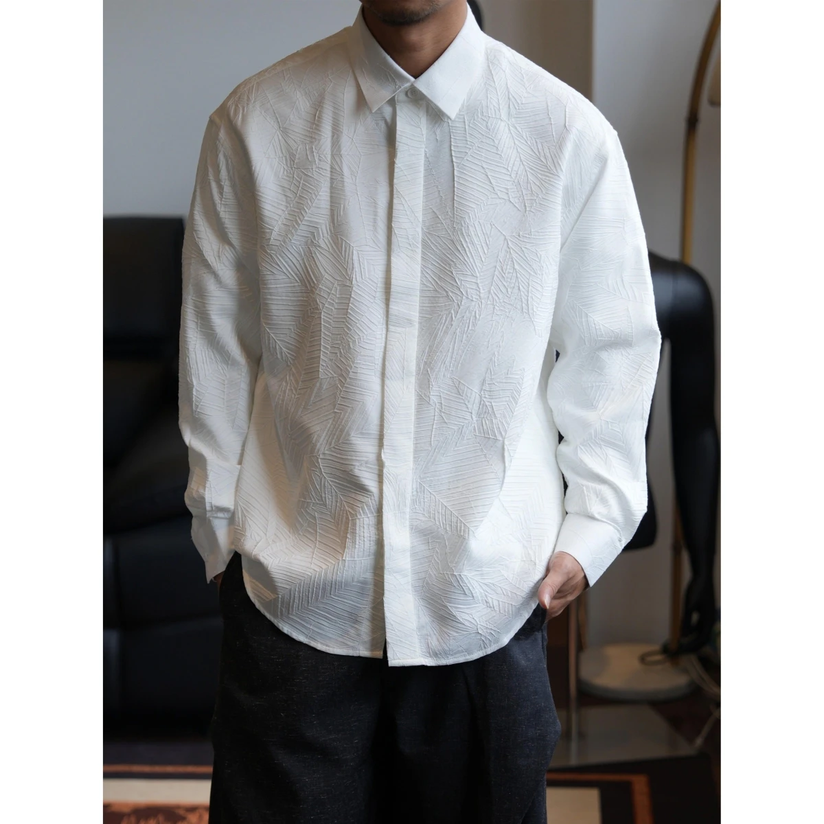 

Original Autumn Luxury Long Sleeve Men's Shirt Casual Pleated Pattern High-End Feeling Collar up Top Polyester Fiber Loose Fit