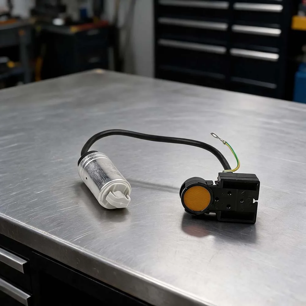 Refrigerator Compressor Starter Protector System Featuring 3.5UF Capacitor and Positive Temperature Coefficient Core