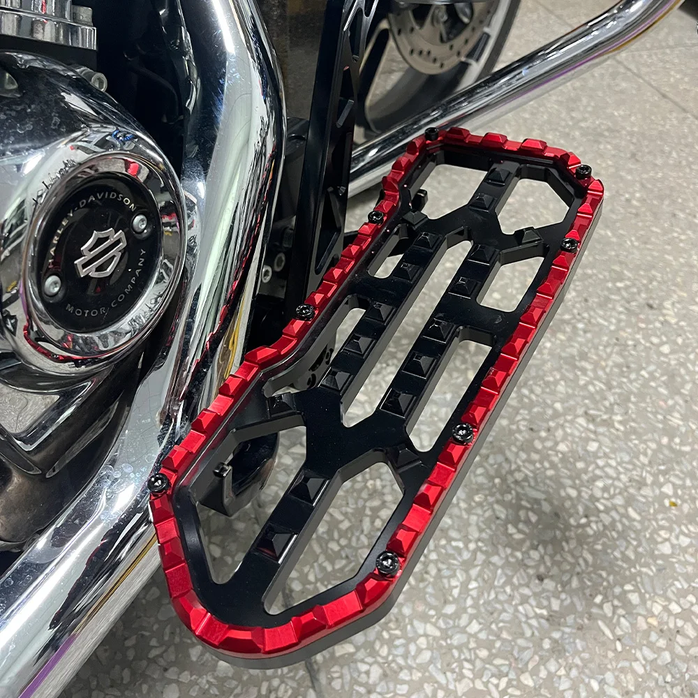 

Peformance Bagger CNC Alloy Colored Driver Front Floorboards Floorboard for Harley ’86-later Touring and 2008 up Trike models