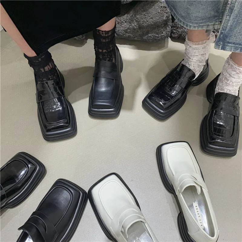 Punk Square Toe Loafers Shoes Women Platform Leather Casual Shoes 2022 New Slip On Loafers Ladies Black Retro Shoe