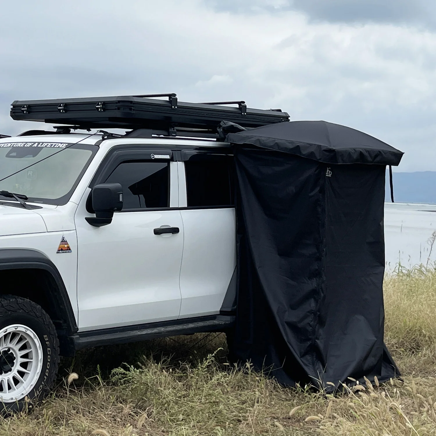 

YOUNGHUNTER Offroad Camping Toilet Bath Room Portable Changing Room Privacy 4x4 Shower Awning Side Mounted Car Shower Tent