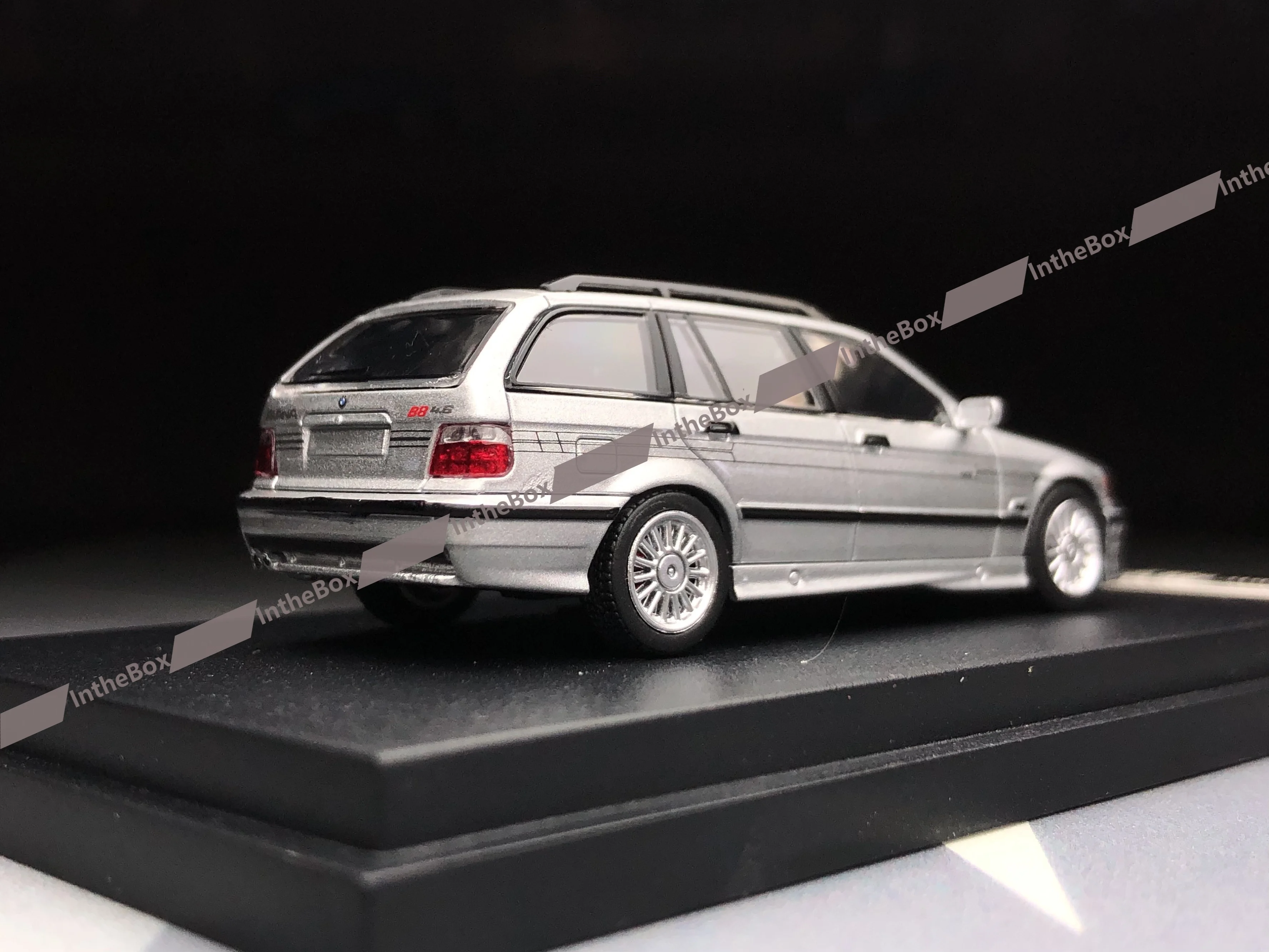 Mortal 1:64 เงินB8 E36 Wagonกีฬารุ่นDiecastโลหะคอลเลกชันLimited Editionงานอดิเรกของเล่น