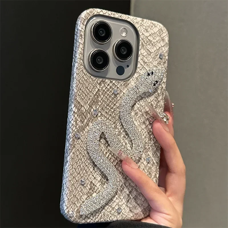 

New 3D Rhinestone Snake Pattern Suitable for iPhone 15 Case 14promax Luxury Personality 13pro Anti Drop 12 Protective Cover