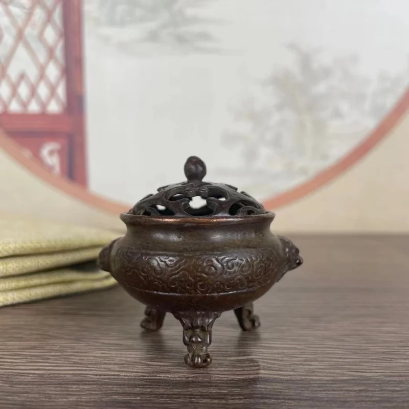 lion head three-legged incense , brass micro-carved copper burner, small decorative piece, tea ceremony coppe
