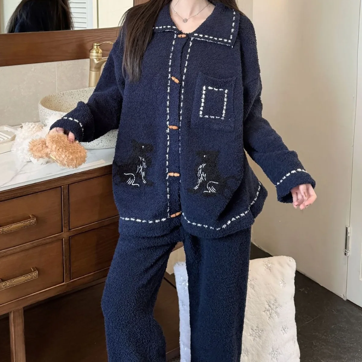Navy blue Half Flannel Pajamas for Women Autumn and Winter Thick Warm Home Suit Set Cardigan Sweater Outside Loose Oversized