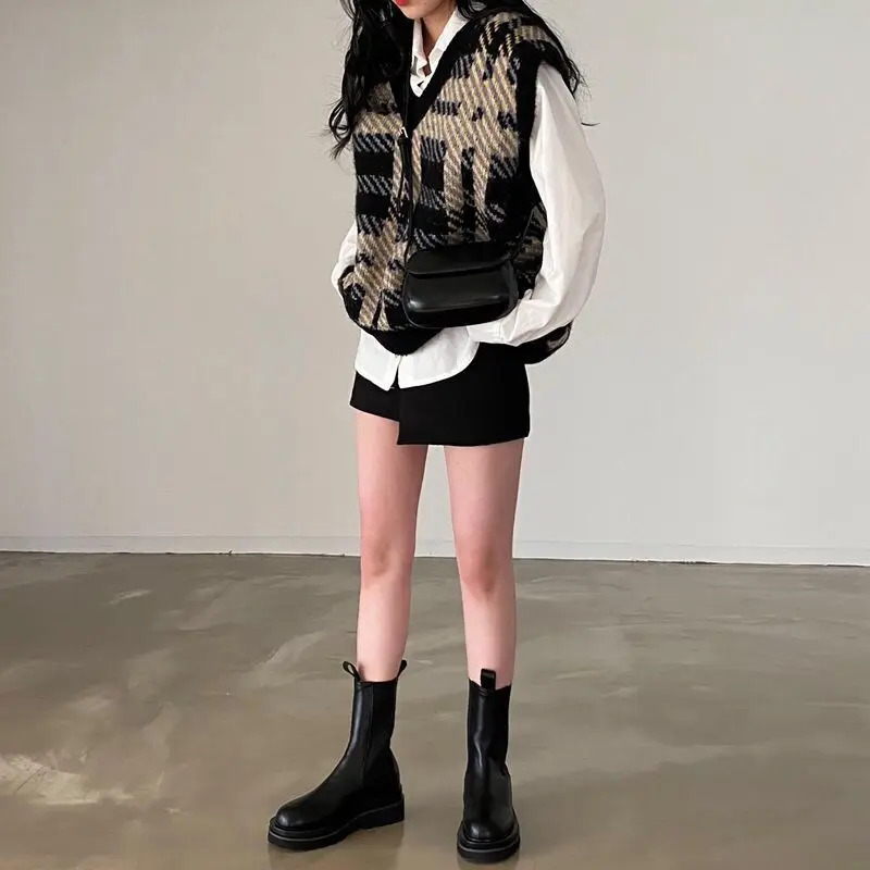 

Корейский стиль, большой клетчатый вязаный жилет, топ с v-образным вырезом, свободный зимний новый студенческий кардиган, литературная модная верхняя одежда в стиле ретро