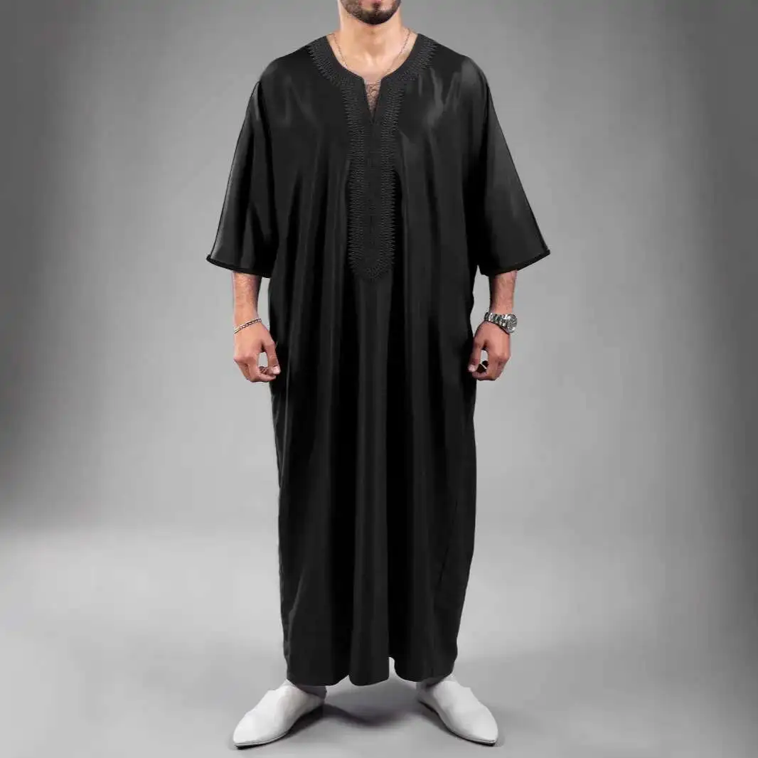 

2025 New Solid Color Muslim Mid Sleeve Embroidered Ethnic Style Moroccan Men's Robe Regular Size Dubai Luxury Islam Elegant