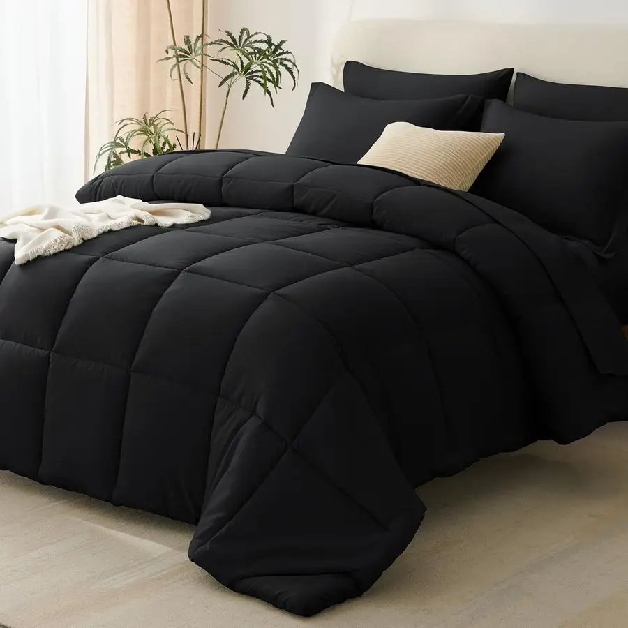 

Комплект постельного белья Queen Comforter Set Black, 7 предметов, всесезонный, мягкий, сертифицированный OekoTex, с наполнителем из пуха-альтернативы.