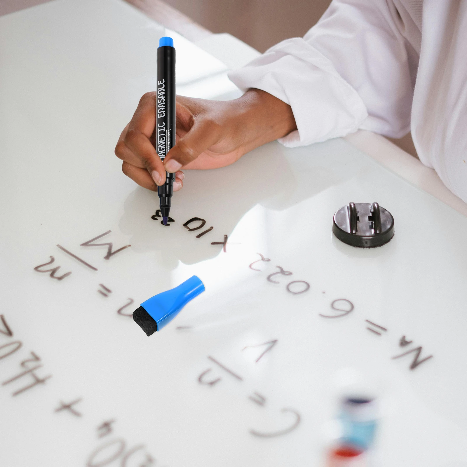 

1Set Convenient Dry Erase Markers Whiteboard Pens Quick Drying Ink for Writing Drawing Painting At Home Chalk Markers