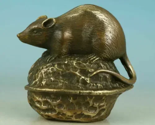Lovely Old Bronze Hand Carved Mouse Walnut Eat Enough Collect Statue Decoration