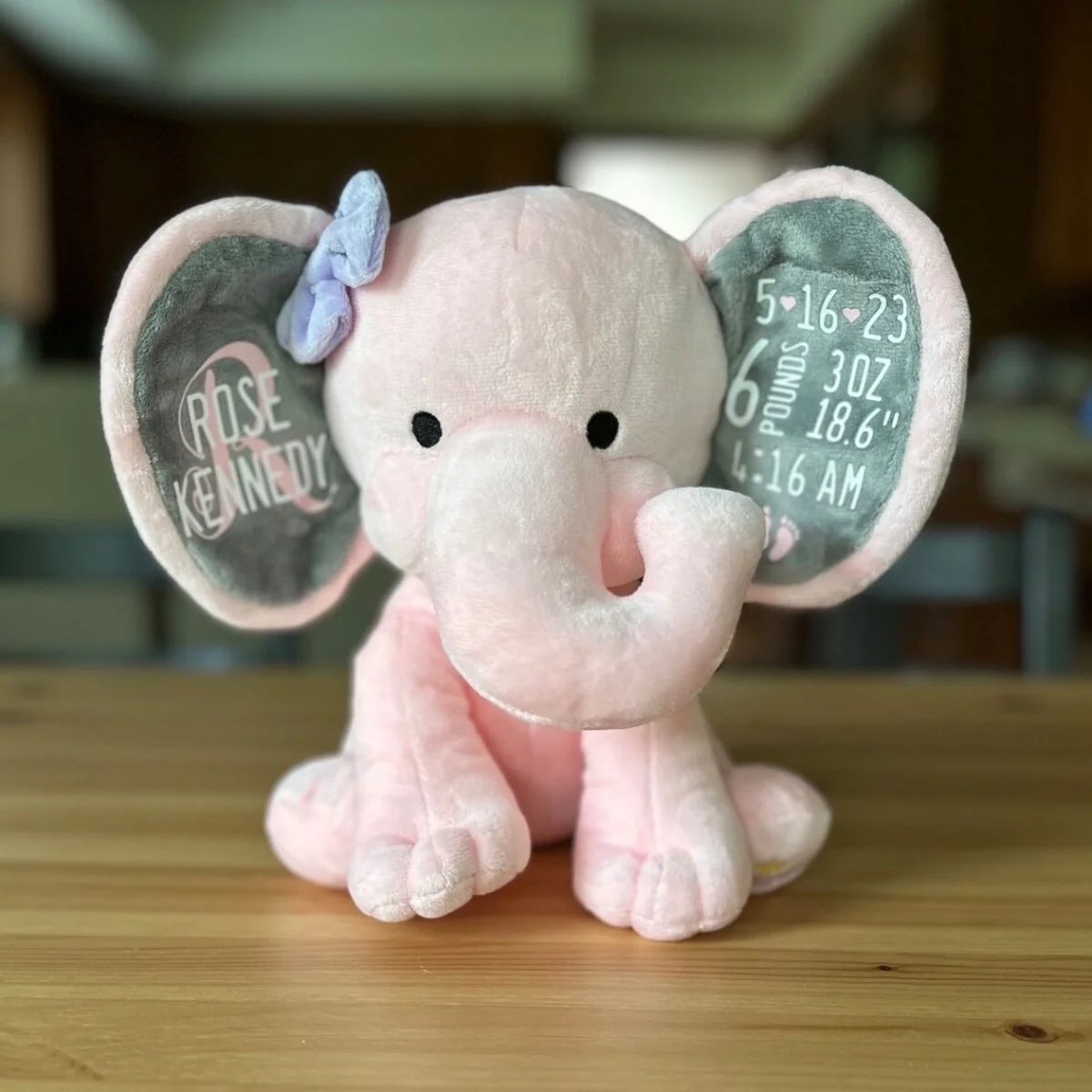 إعلان ميلاد الفيل، طفل جديد، تاريخ الميلاد، هدية حديثي الولادة، هدية لحديثي الولادة، استحمام الطفل، هدية الطفل