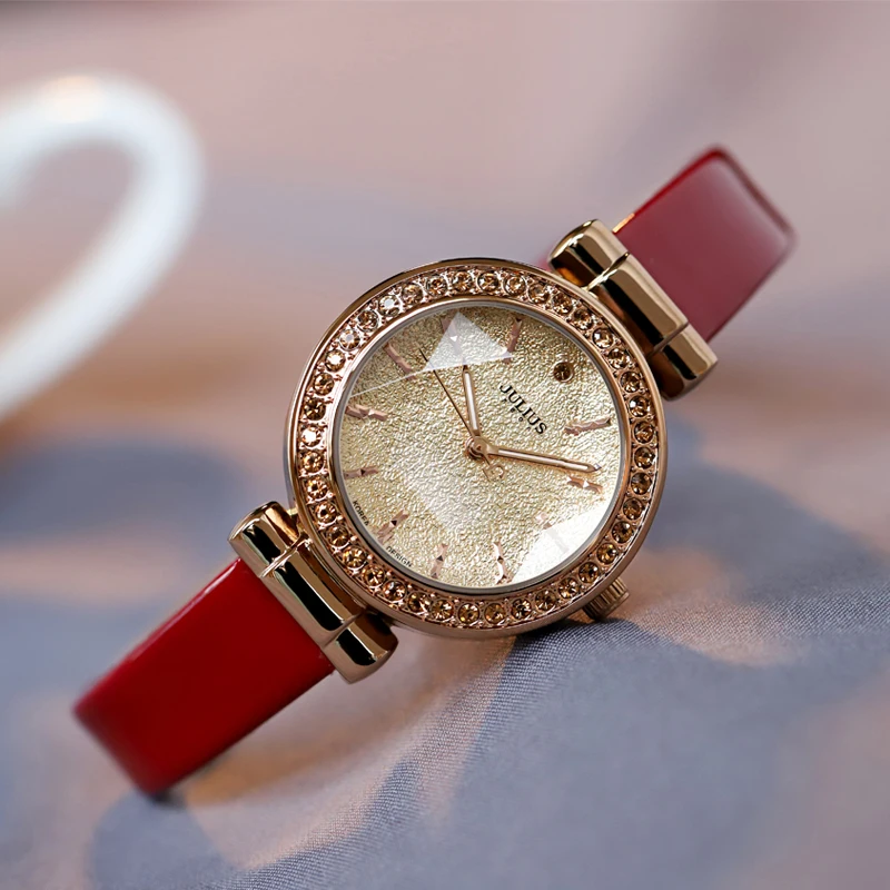 

Korean style luminous women's watchfashionablesimpleelegantwith a leather strap, retro stylehigh-end luxury women's wristwatch.