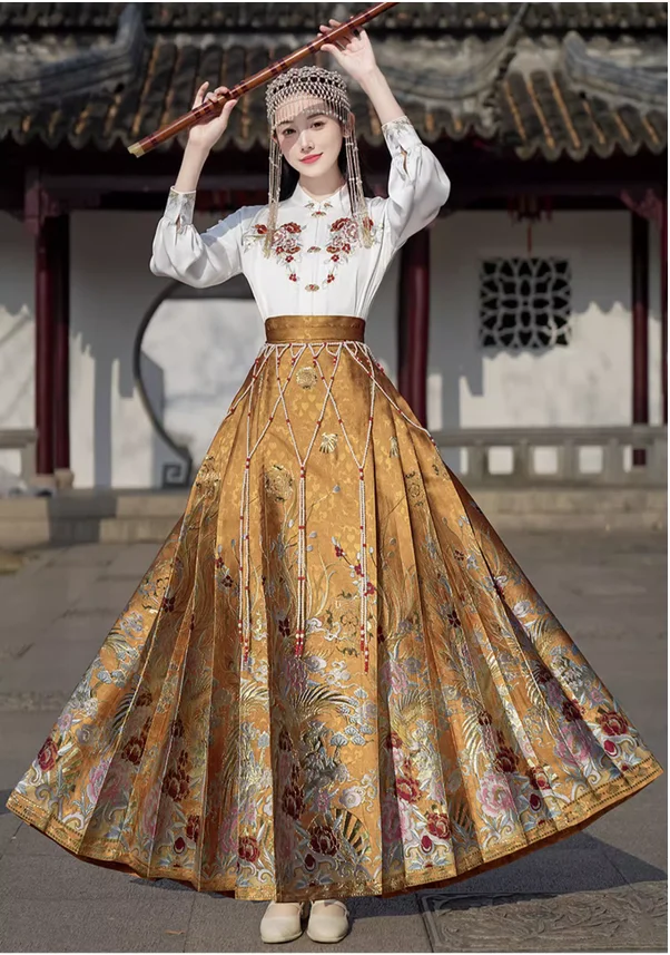 Chinese Weaving Gold Octagonal Horse Face Skirt Women's Retro Hanfu Set