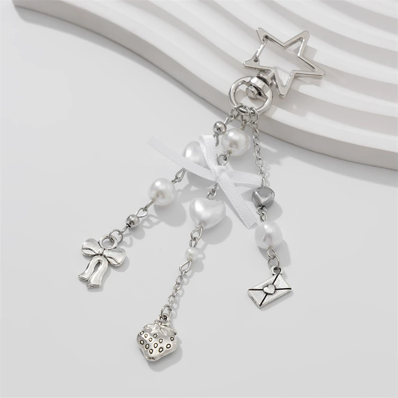 Imitation Pearl Heart Beaded Keychain y2k Ribbon Bow Metal Strawberry Envelope Pendant Five-pointed Star Buckle Bag Accessories