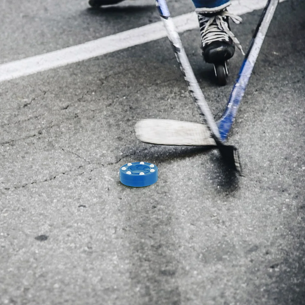 

2pcs Roller Puck Lightweight High-Density For Indoor Outdoor Training Durable Hockey Pucks Professional Roller Hockey Pucks